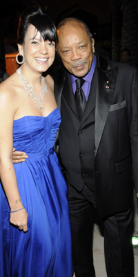 Singer Lily Allen and producer Quincy Jones  Photograph by: Getty Images/Atlantis, The Palm
