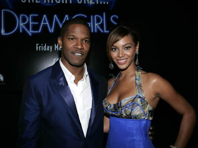 Jamie_Foxx_Beyonce_Knowles_at_Dream_Girls_Launch_at Cannes