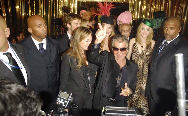 Roberto Cavalli, Eva Cavalli, Erin Wasson and Jessica Stam Photographer: © AndrÉ Lucat